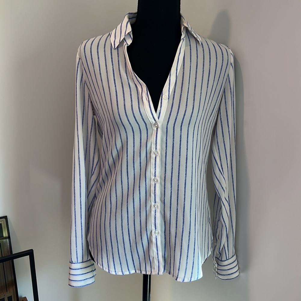 Express work shirt size XS